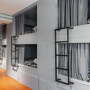 Hostel La Moneda